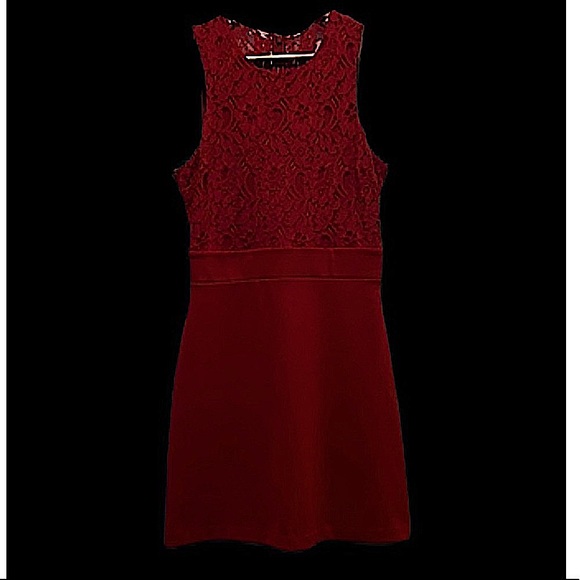 EXPRESS ❤️ Red Dress - With Lace Details - Picture 9 of 13